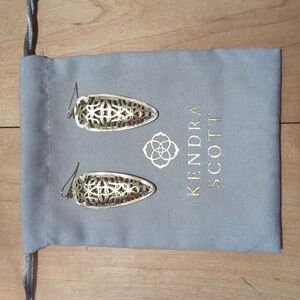 Kendra Scott Sadie Filigree Arrowhead Statement Earrings in Gold